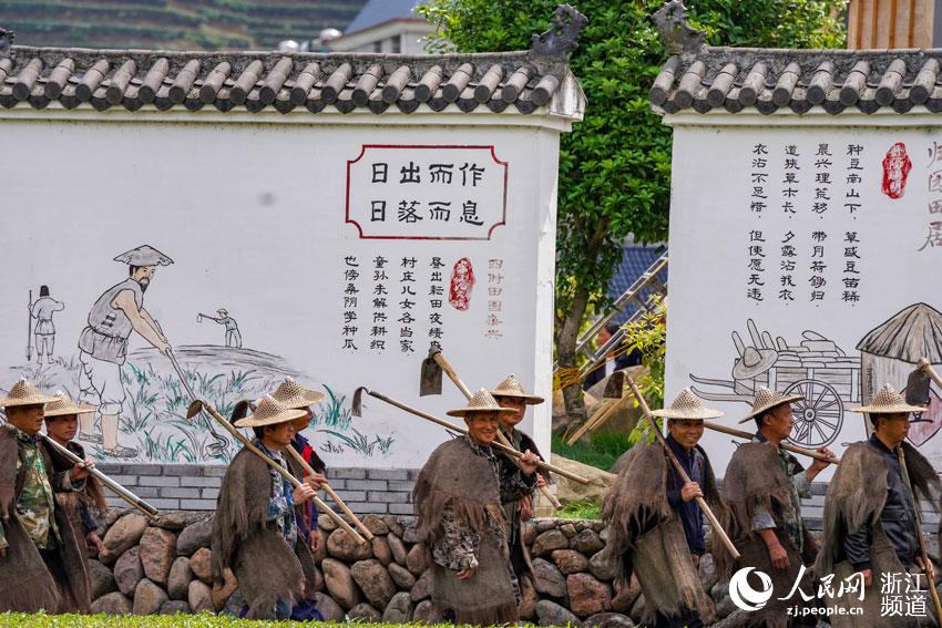 419ˮhʯϪ塰ഺrYr翸z^չFW z