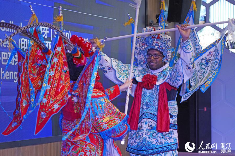 422_Ͷ͸繲͇Abriel Samuel SammһcW z