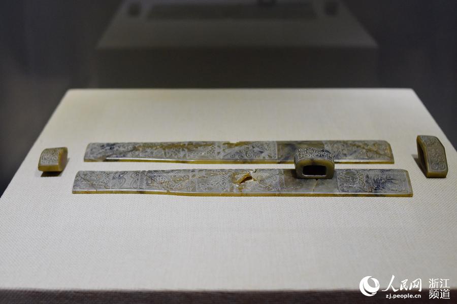 y1999ɽʯ13̖ճW ҫz