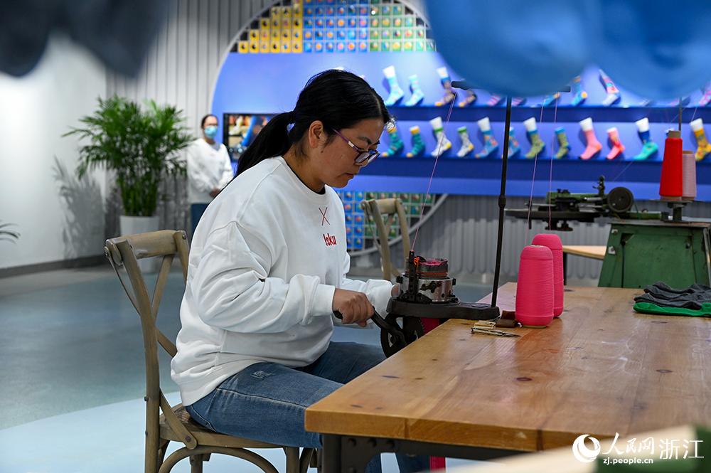 һλŮչʾֹm^W ~eÔz