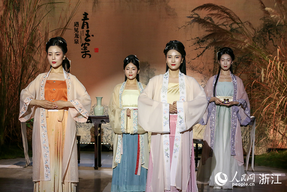 񰸡ҊȪ]ʽ|UżˮȪW Ĕz