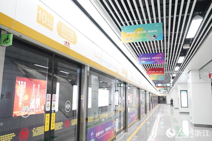 F10̖̎̎M\ԪW |z