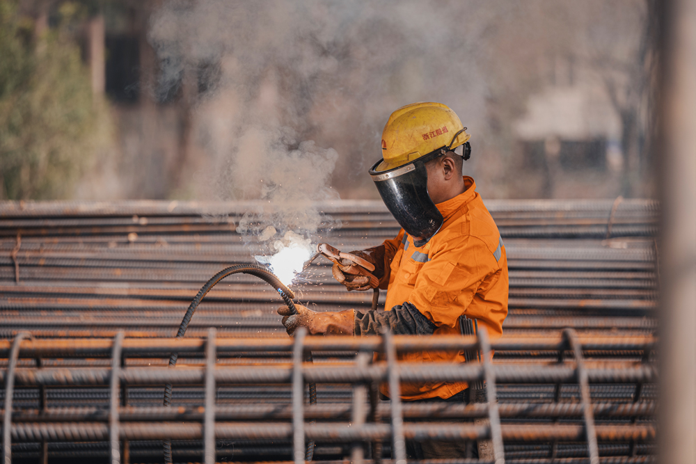 늺ڹMкӹຼ^ͨ\ݔֹD