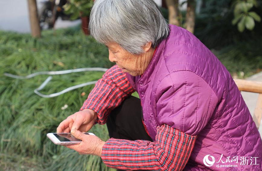 u˻Ǿտ˂Fڶ쾚ʹ֙CW z