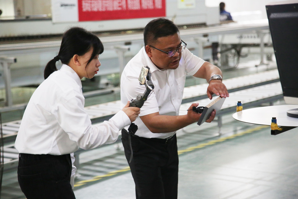 ˾Tͨ^ֱȫϿ͑NaƷz