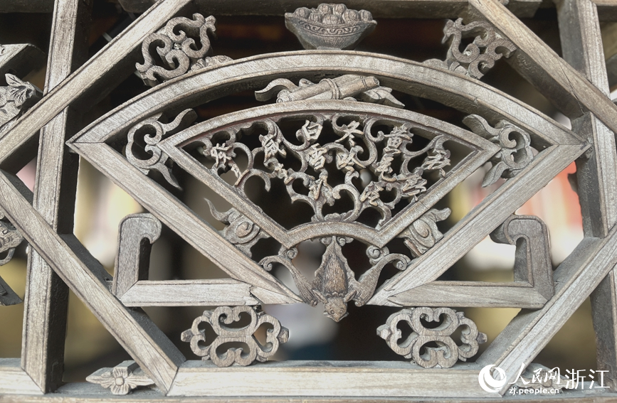 精美構件隨處可見。人民網記者 張麗瑋攝