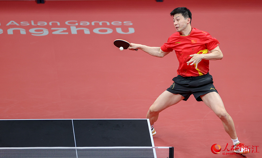 9月26日，中國隊選手馬龍在比賽中。人民網 章勇濤攝