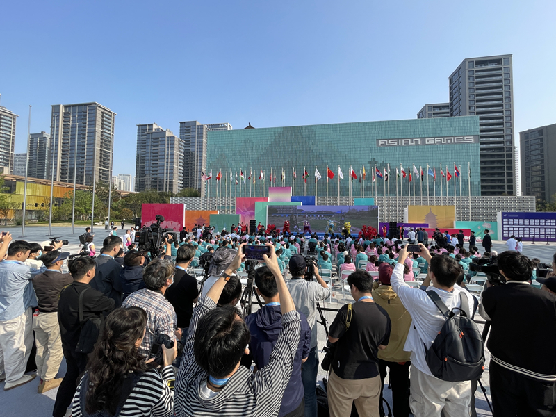 杭州亞殘運村開村儀式現場。劉軍國攝