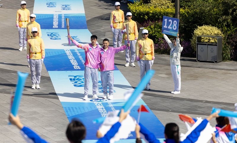 杭州第4屆亞殘運會火炬傳遞蕭山站活動舉行。