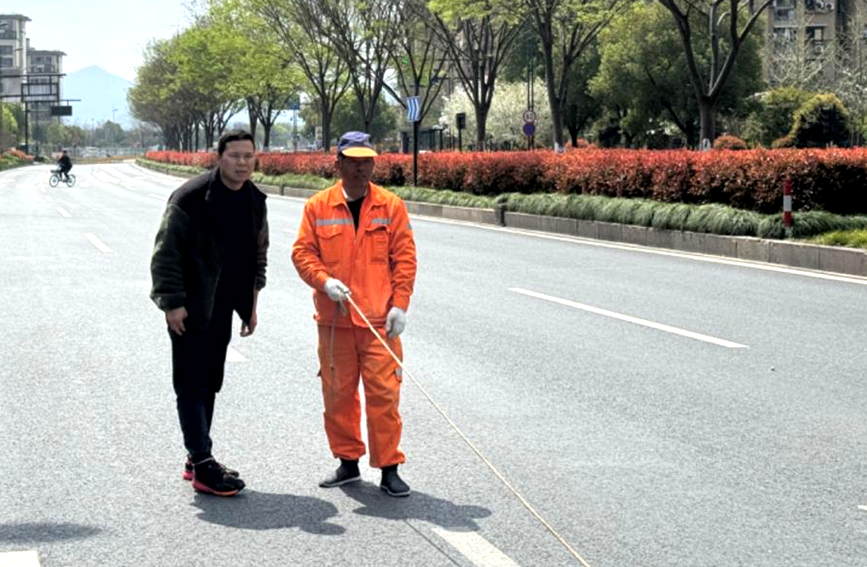 根據網友留言建議，工作人員施工圖。杭州市公安局余杭區分局