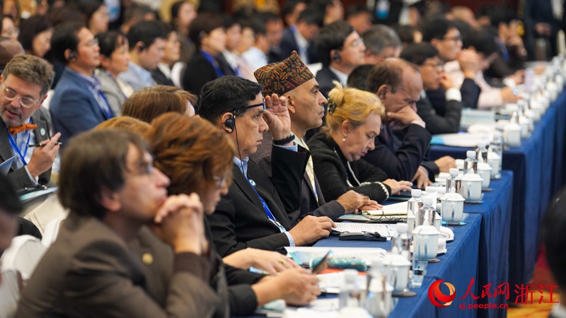 2024和合文化全球論壇開幕式現場。人民網記者 郭揚攝