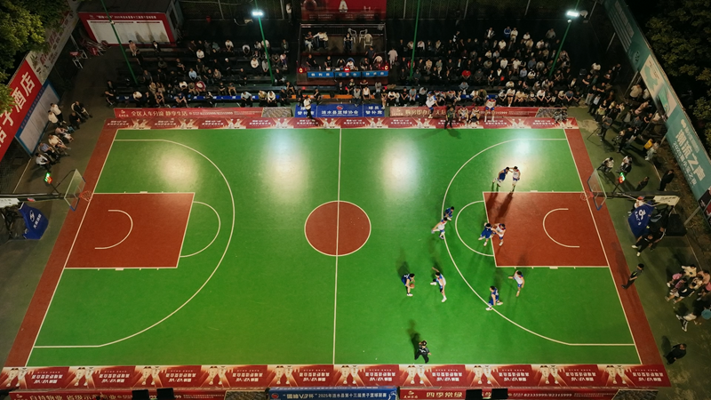 漣水“縣BA”比賽現場。王昊攝