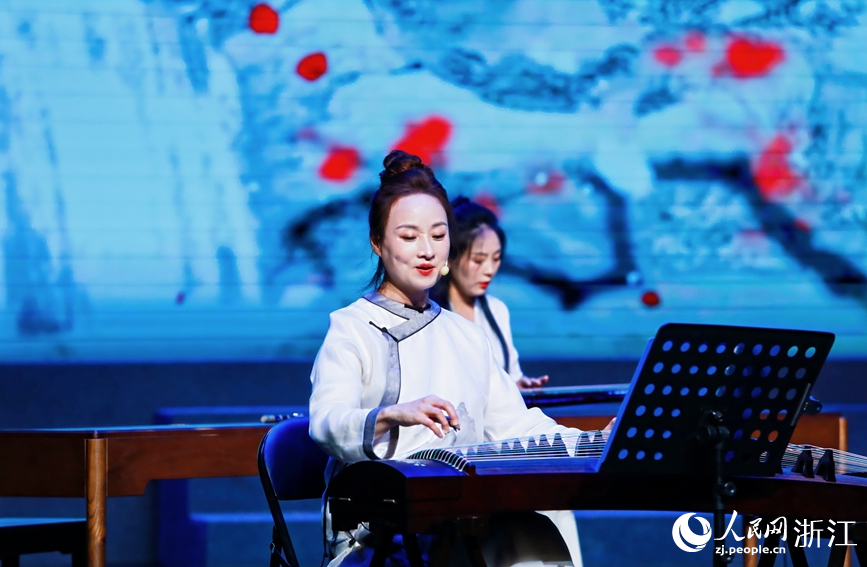 首屆浙江（平陽）楚望故里古琴文化惠民周在平陽舉行。人民網記者 張帆攝