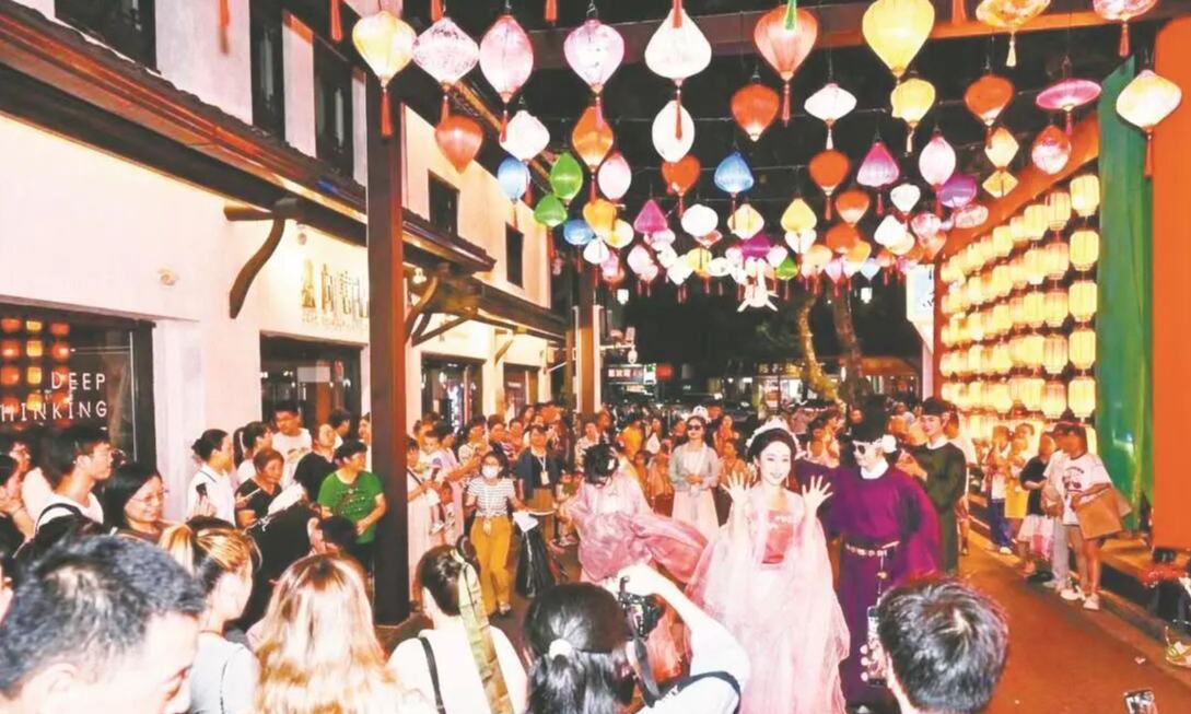 越城“南宋煙火集”引爆夜經濟