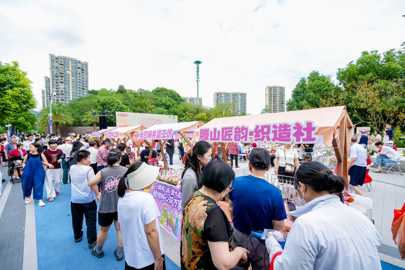 活動現場。九龍湖鎮供圖