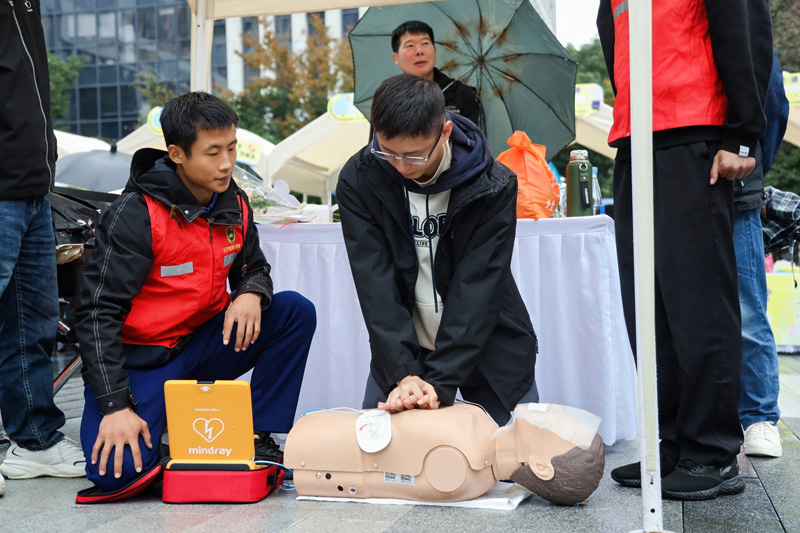 開展安全技能教學。杭州大運河數智未來城供圖