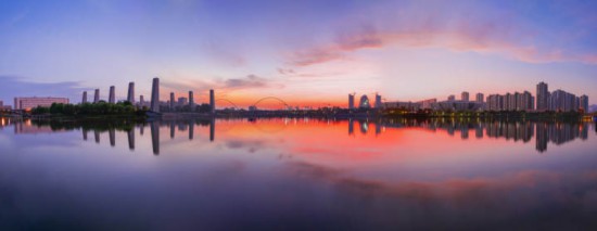 靈溪 張千用 新區《晨曦》.jpg