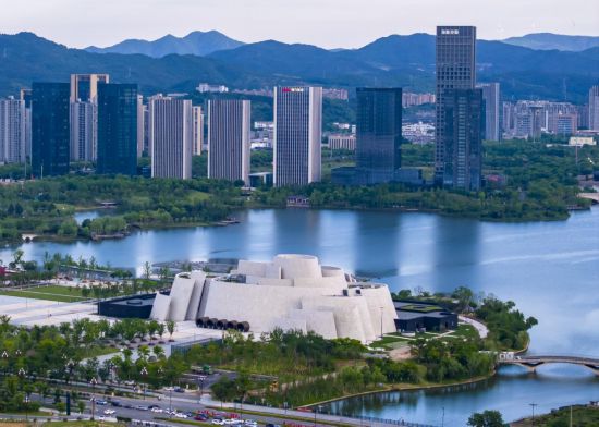 寧海新地標潘天壽藝術中心。寧?？h委宣傳部供圖